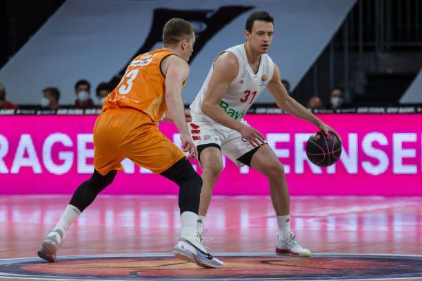 虽然在稳定 虽然在稳定