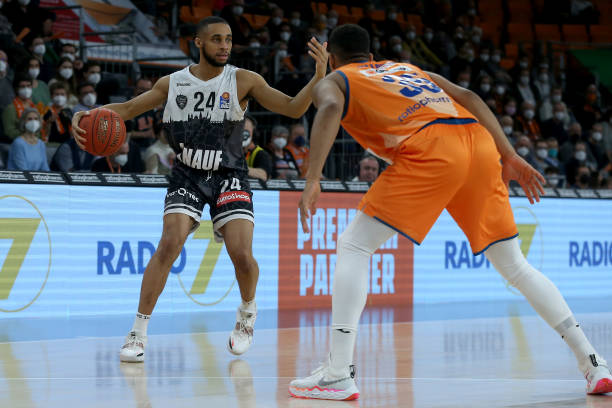 他是那种会 他是那种会