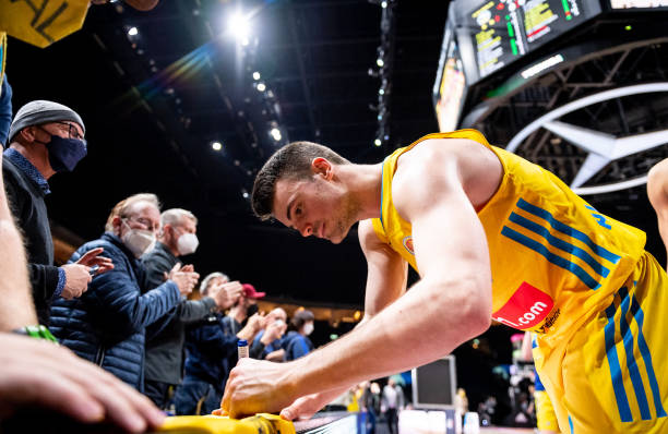 前采用了 前采用了